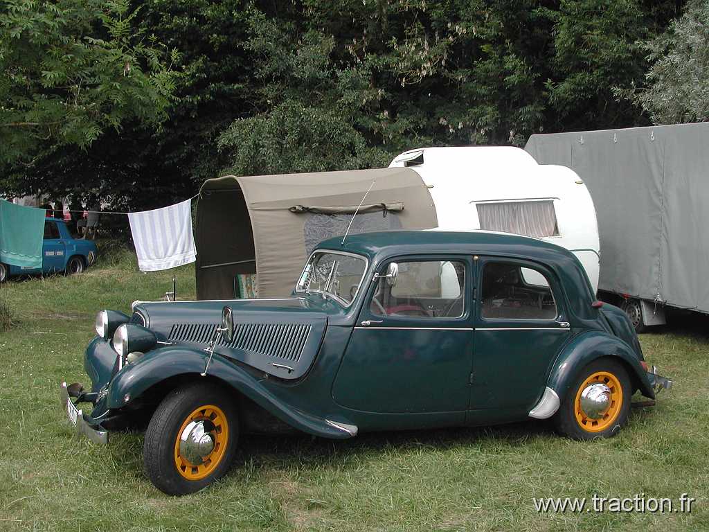 2014_Madine (33).JPG - 29ème Retro Meus'Auto au Lac de Madine, Citroen Traction 11BL